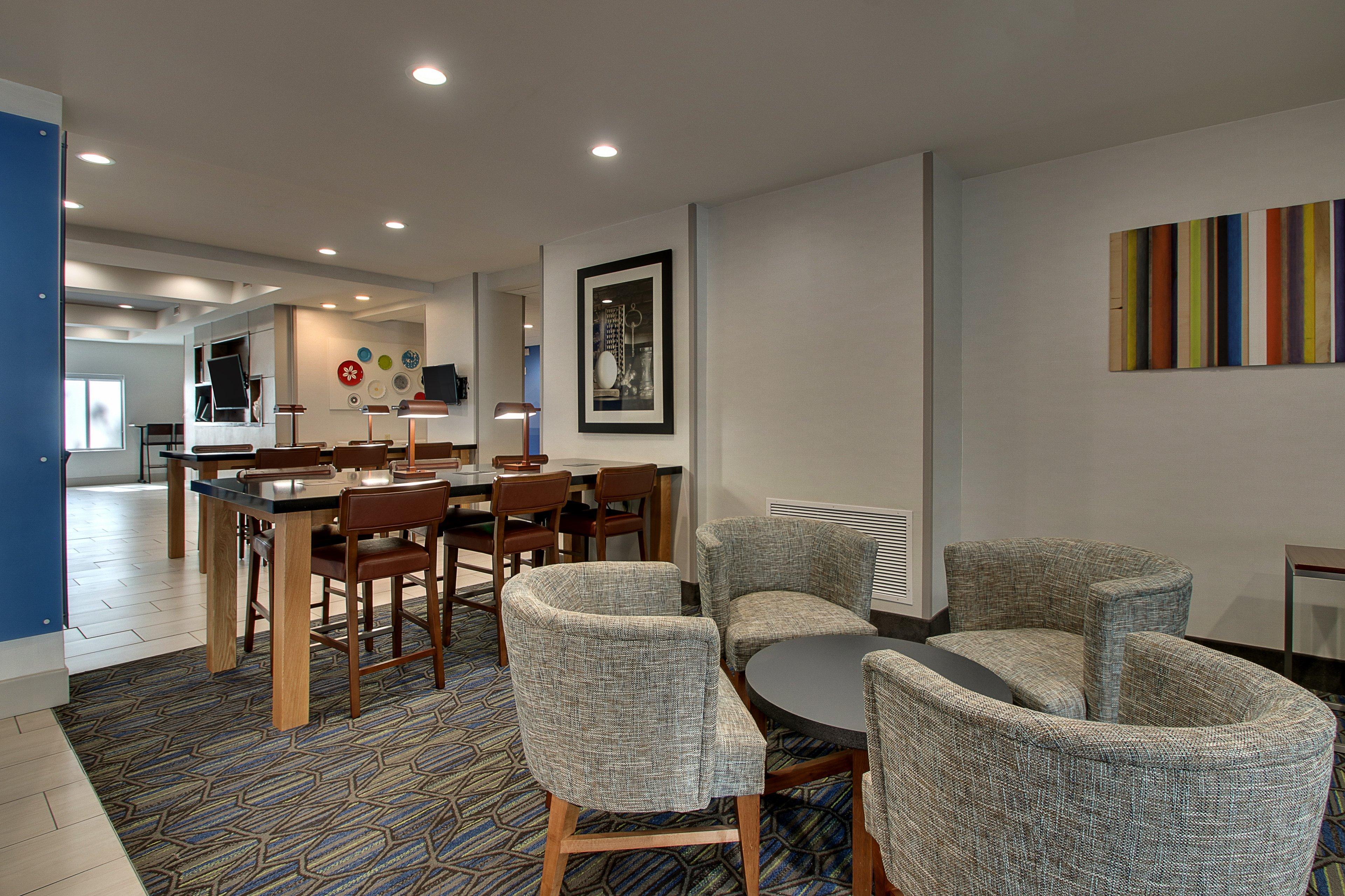 Holiday Inn Express Hotel & Suites Austell Powder Springs By Ihg Exterior photo